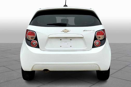 2016 Chevrolet Sonic LS