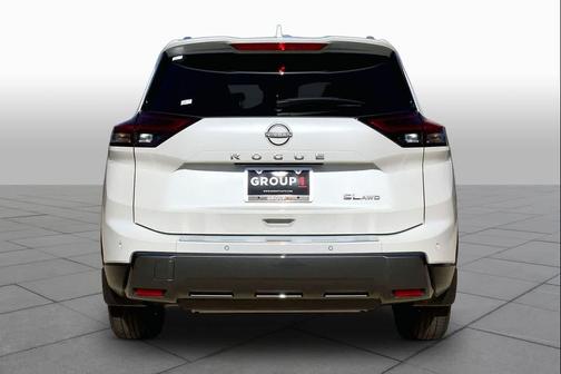Everest White Pearl 2025 Nissan Rogue SL