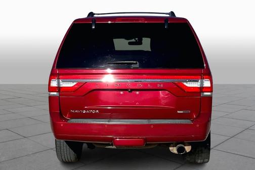 2015 Lincoln Navigator Base