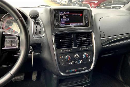 2017 Dodge Grand Caravan SE