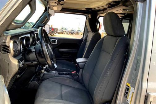 2020 Jeep Gladiator Sport