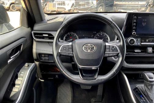 2021 Toyota Highlander XSE