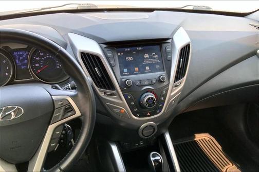 2017 Hyundai Veloster Base