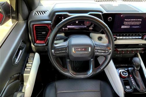 2023 GMC Canyon AT4X
