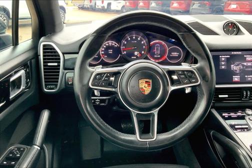 2020 Porsche Cayenne Base
