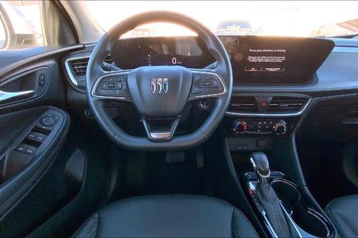 Moonstone Gray Metallic 2025 Buick Envista Avenir