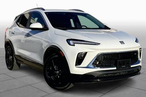 Moonstone Gray Metallic 2025 Buick Envista Avenir