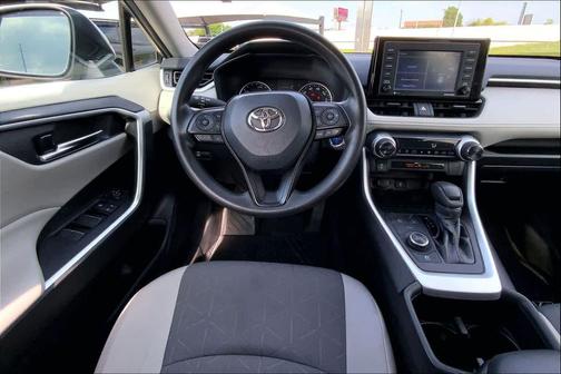 Silver Sky Metallic 2022 Toyota RAV4 Hybrid XLE