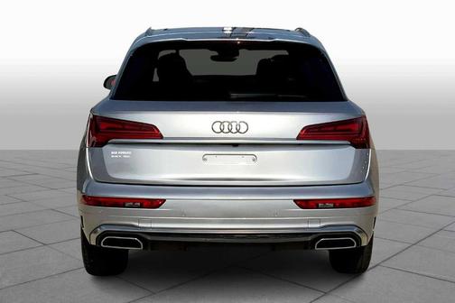 2024 Audi Q5 45 S line quattro Premium