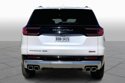2025 GMC Acadia Denali