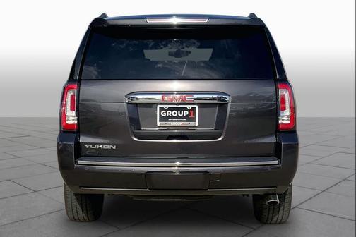 Iridium Metallic 2017 GMC Yukon Denali