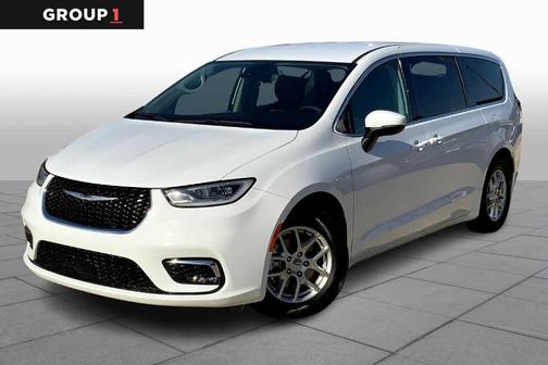2023 Chrysler Pacifica Touring-L