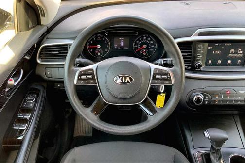 2019 Kia Sorento L
