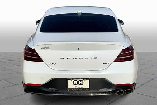 2023 Genesis G70 2.0T