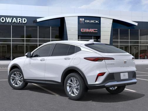 Summit White 2026 Buick Envista Preferred FWD