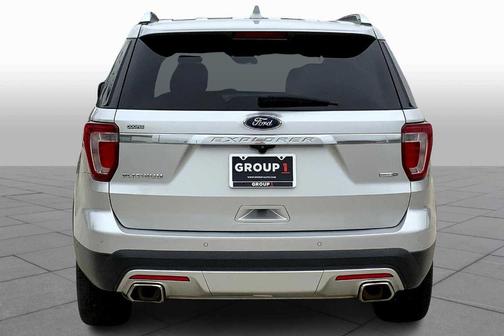 2017 Ford Explorer Platinum