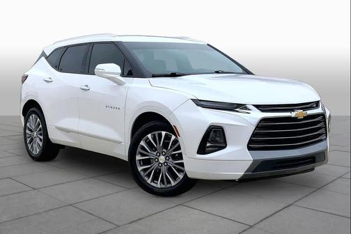 Iridescent Pearl Tricoat 2020 Chevrolet Blazer Premier