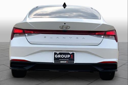 Quartz White 2021 Hyundai ELANTRA SEL