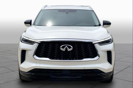 Majestic White 2023 INFINITI QX60 Luxe