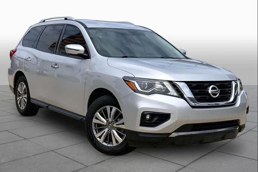 Brilliant Silver Metallic 2019 Nissan Pathfinder SV