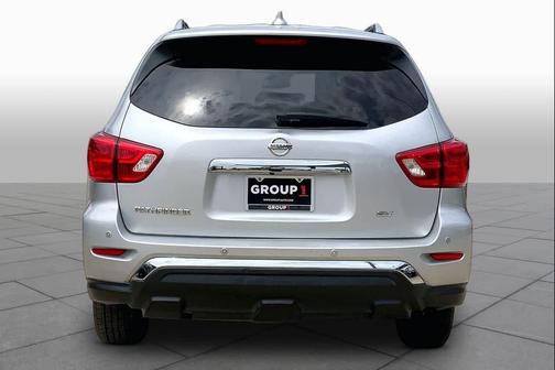 Brilliant Silver Metallic 2019 Nissan Pathfinder SV