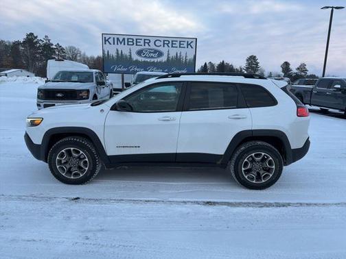 2022 Jeep Cherokee Trailhawk