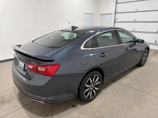 2021 Chevrolet Malibu FWD RS