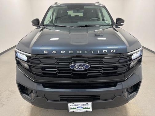 2025 Ford Expedition Max Active 4x4