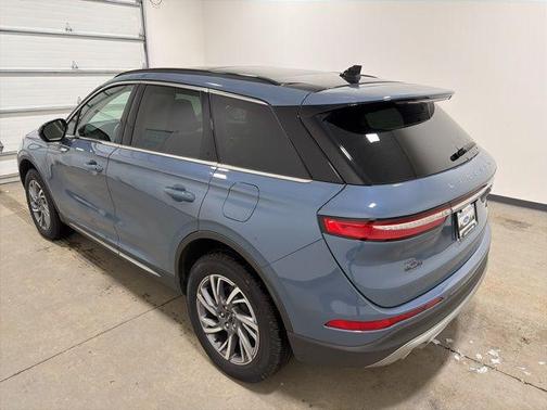 2025 Lincoln Corsair Premiere