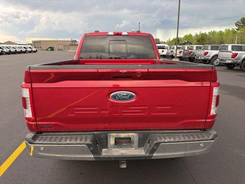 Rapid Red Metallic Tinted Clearcoat 2022 Ford F-150 Lariat