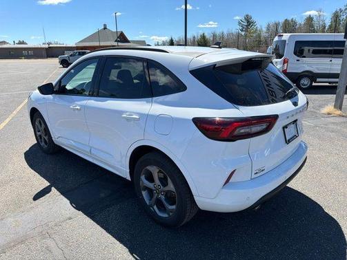 Oxford White 2023 Ford Escape ST-Line