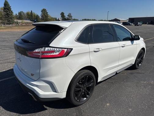 2024 Ford Edge ST