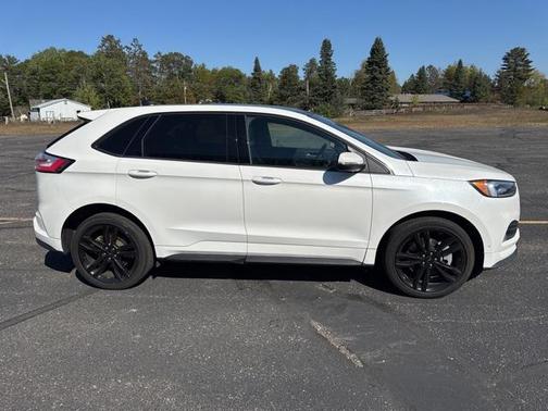 2024 Ford Edge ST