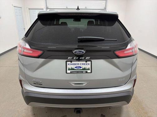 Iconic Silver Metallic 2024 Ford Edge SEL