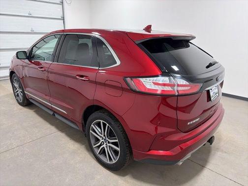 Ruby Red Metallic Tinted Clearcoat 2019 Ford Edge Titanium