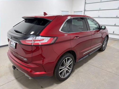 Ruby Red Metallic Tinted Clearcoat 2019 Ford Edge Titanium