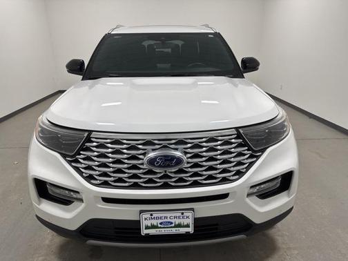 2023 Ford Explorer Platinum
