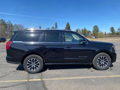 Agate Black Metallic 2025 Ford Expedition Platinum