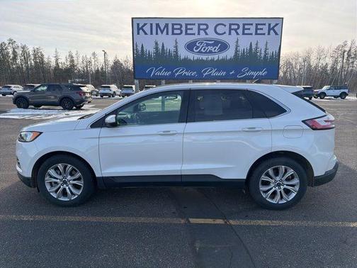 2022 Ford Edge Titanium