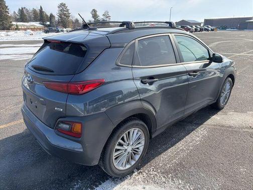 2021 Hyundai KONA SEL