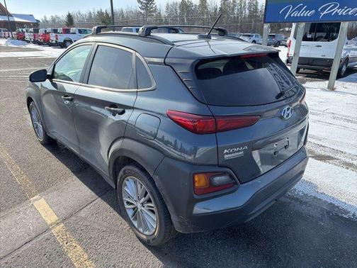 2021 Hyundai KONA SEL