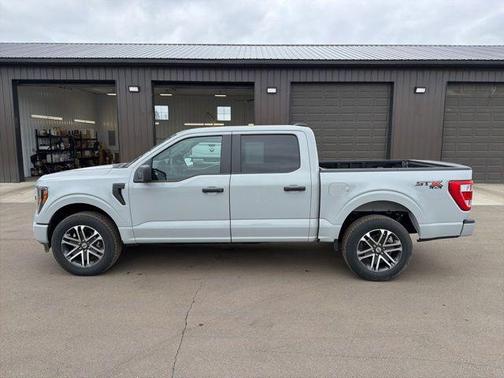 Avalanche 2023 Ford F-150 XL