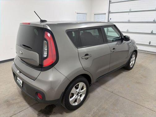 Titanium Gray 2017 Kia Soul Base