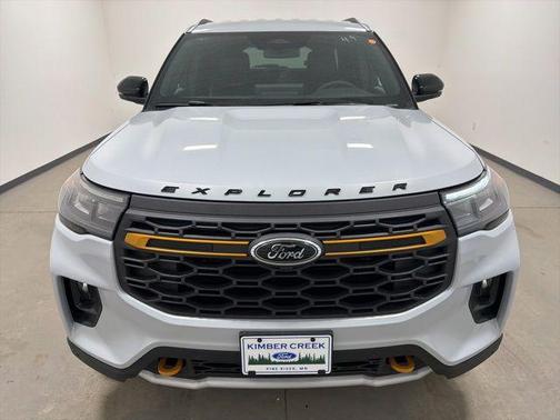 Space White Metallic 2026 Ford Explorer Tremor