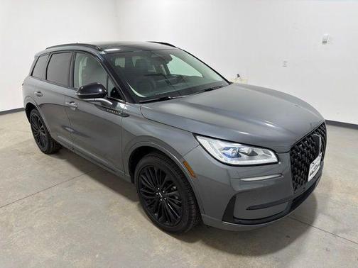 Asher Gray Metallic Clearcoat 2024 Lincoln Corsair Reserve