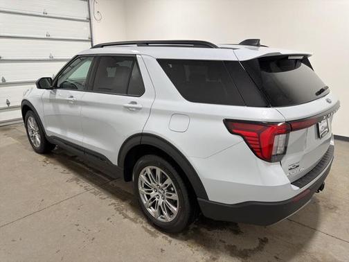 2026 Ford Explorer Active (200A)