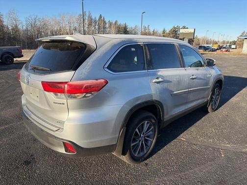 2019 Toyota Highlander Hybrid XLE