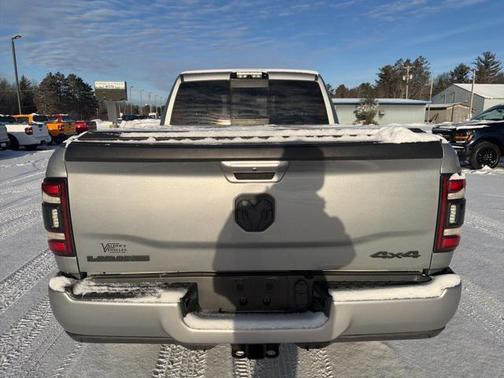 2021 RAM 2500 Laramie Crew Cab 4x4 6'4' Box