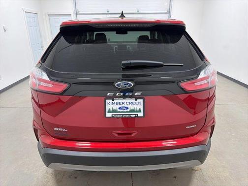 Rapid Red Metallic Tinted Clearcoat 2024 Ford Edge SEL