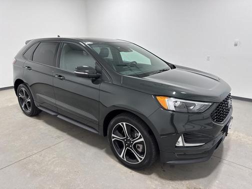 2024 Ford Edge ST